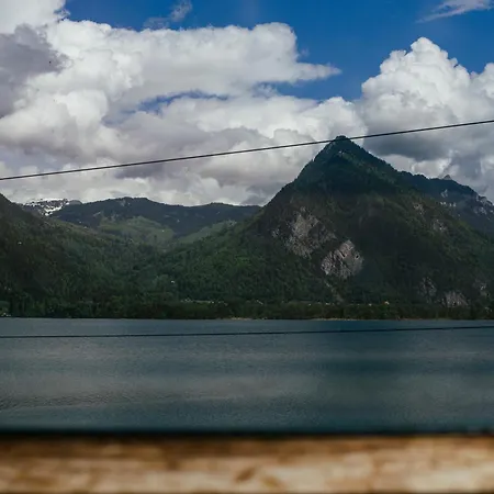 Au Bord Du * Darligen