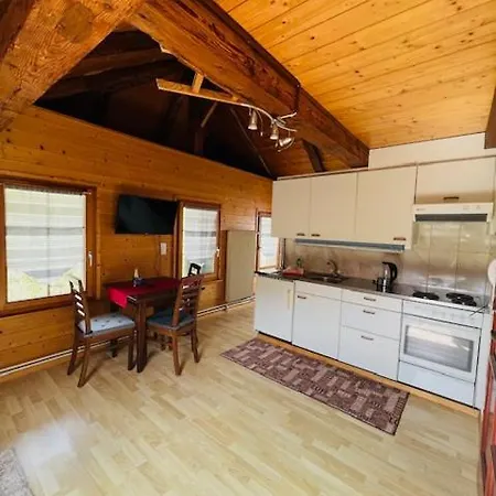 Au Bord Du Apartment *