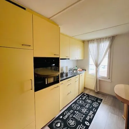 Au Bord Du Apartment