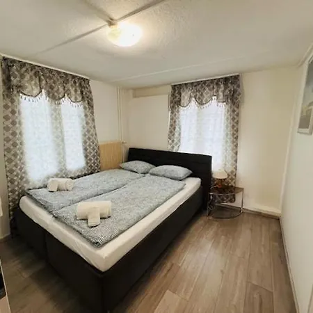 Apartment Au Bord Du