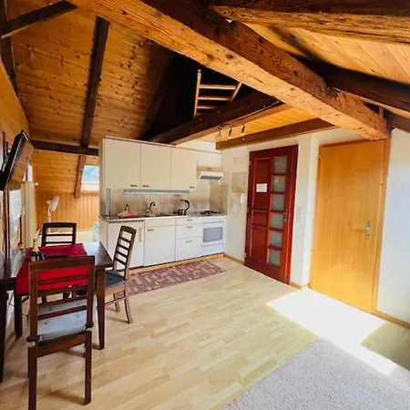 Au Bord Du Apartment *