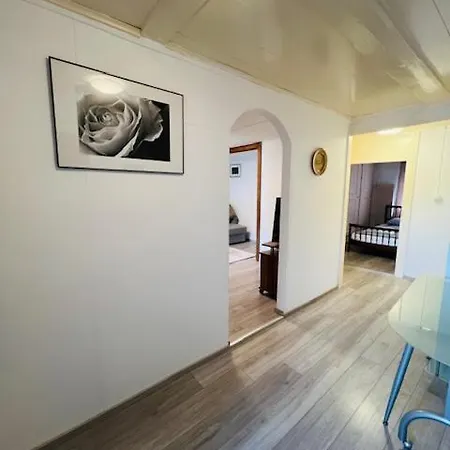 Apartment Au Bord Du Darligen