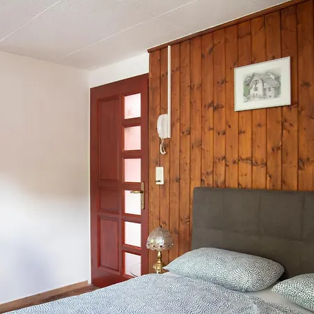 Au Bord Du Apartment
