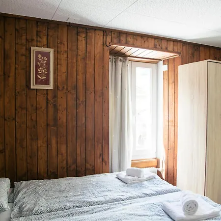 Au Bord Du Apartment