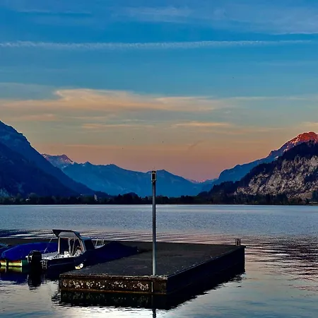Au Bord Du Appartement Därligen