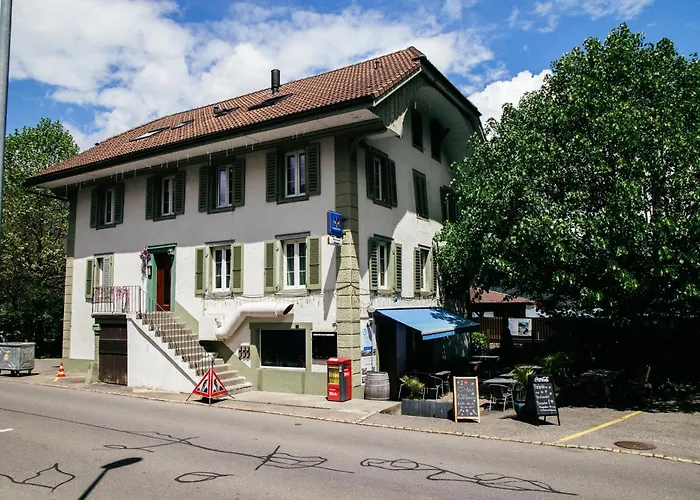 Au Bord Du Därligen